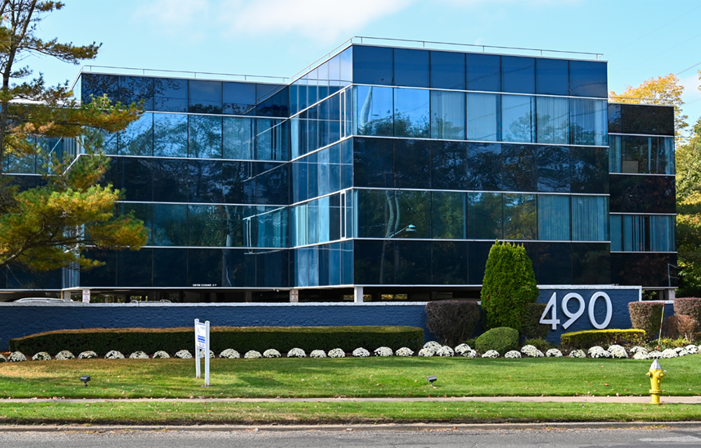Retreat at 490 Wheeler Rd. in Hauppauge